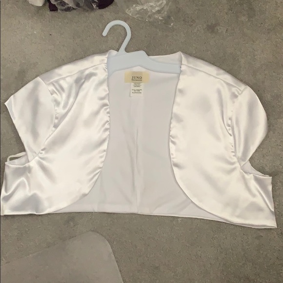 NWT White Satin Bolero Misses XL Cap Sleeves Lined - Picture 1 of 4